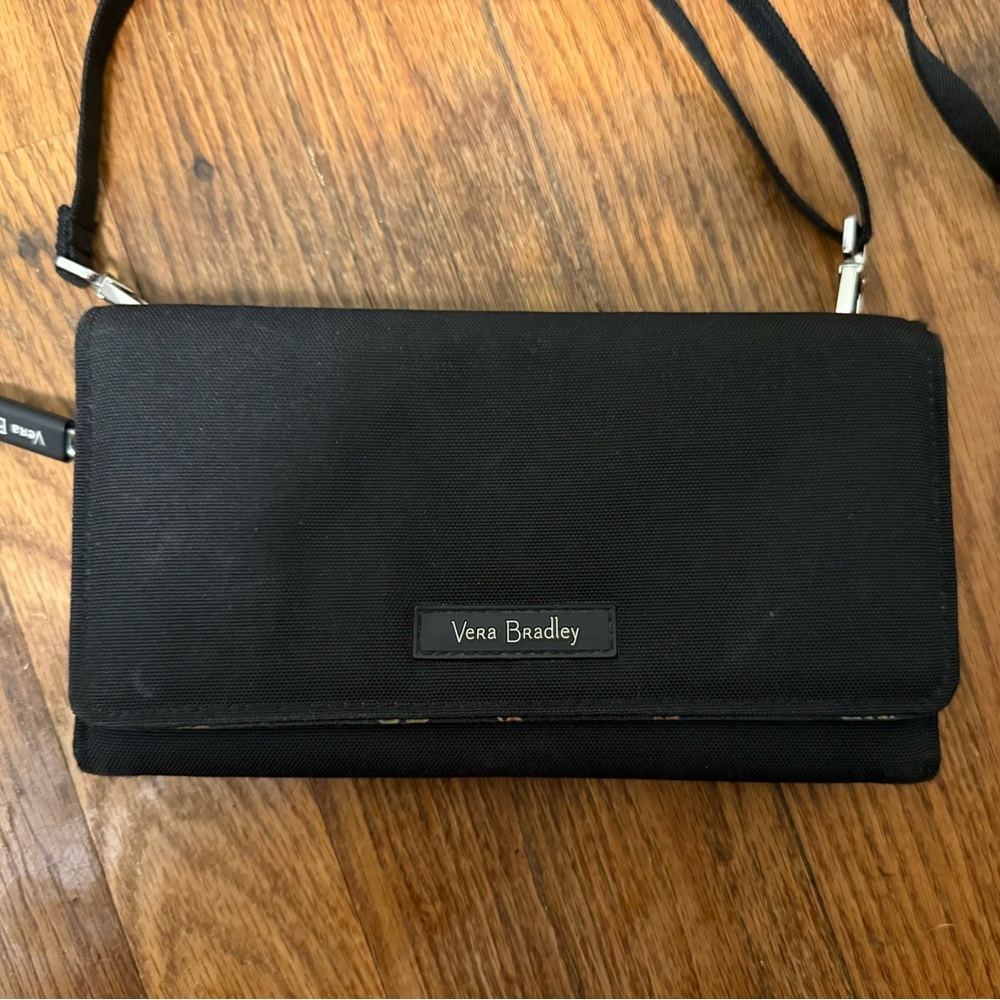 Large Vera Bradley Wallet/FREE SHIPPING